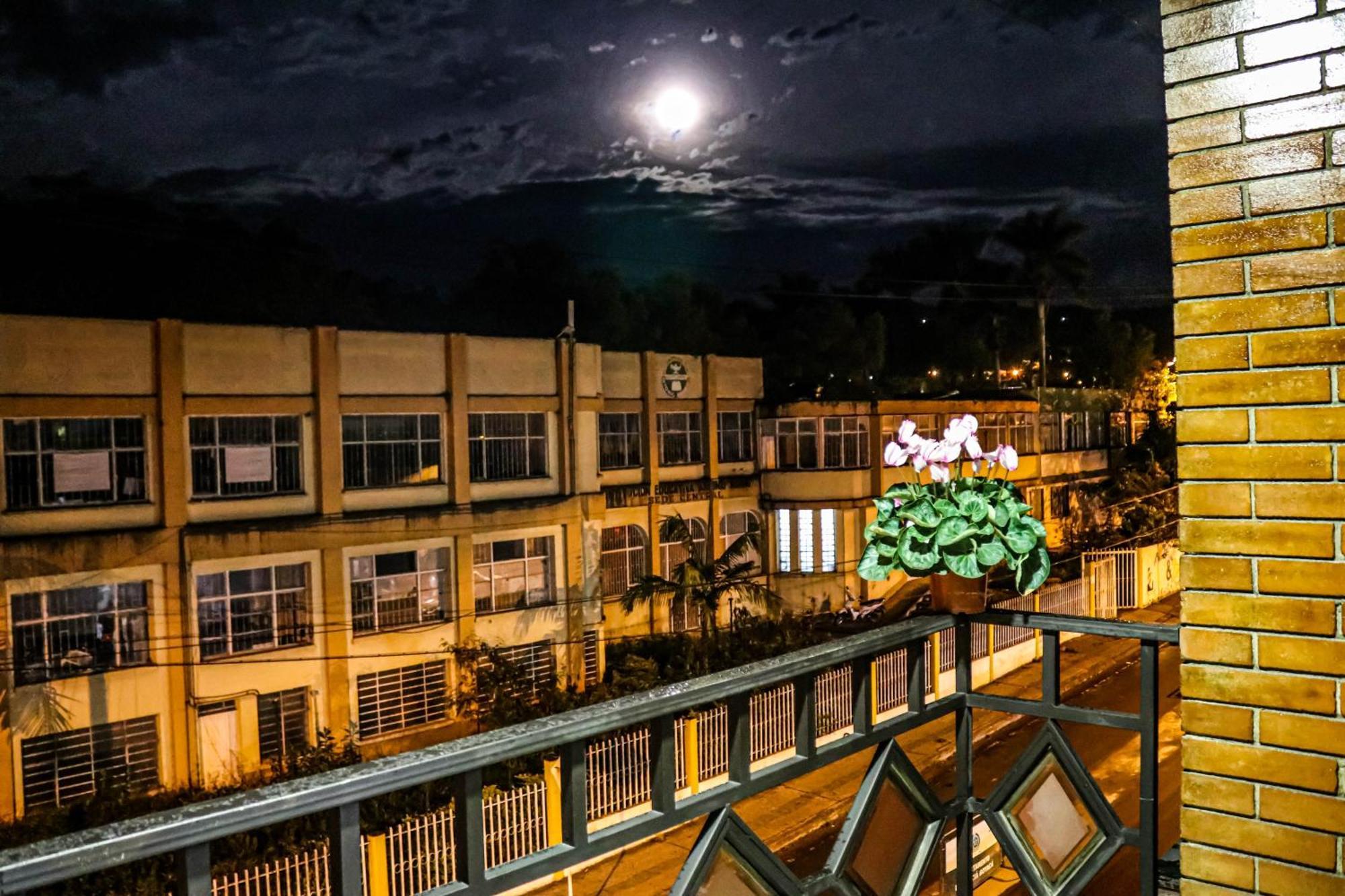 Hotel Ciudad Dulce Moniquira Exterior photo